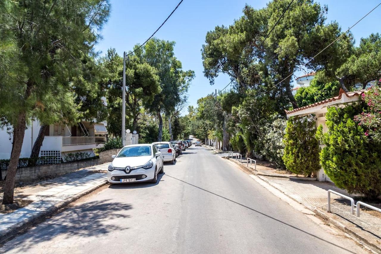 Elegant Apartment W Great Balcony In Vouliagmeni Athena Bagian luar foto